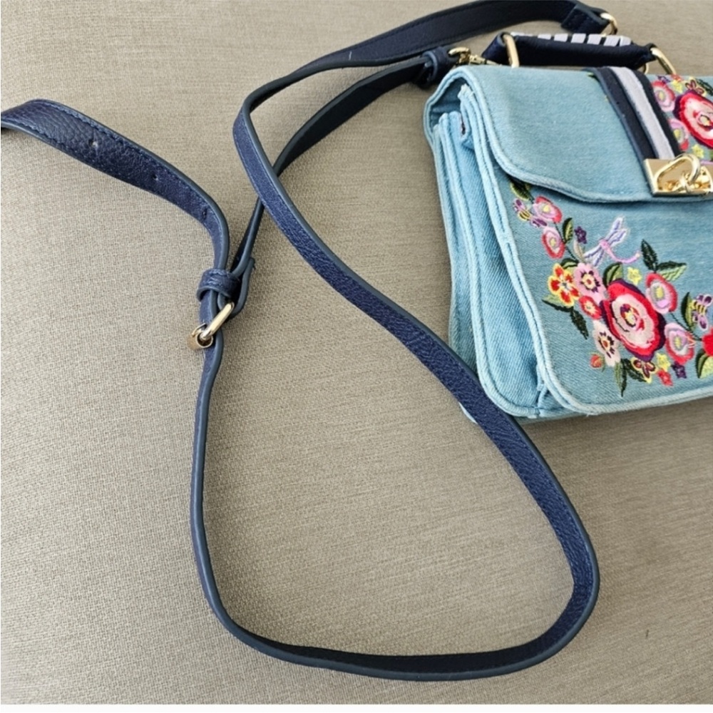 Floozie crossbody bag by Frost French blue denim jean embroidered floral - Picture 4 of 13